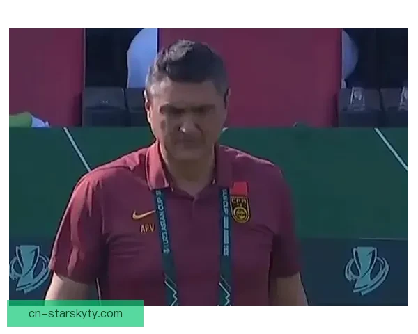 安东尼奥教练组半决赛前暖心惊喜