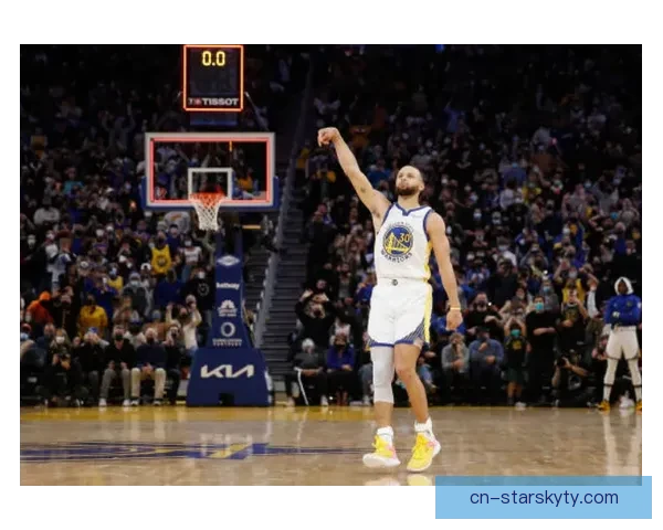 KD加时连失两罚 火箭送温暖勇士